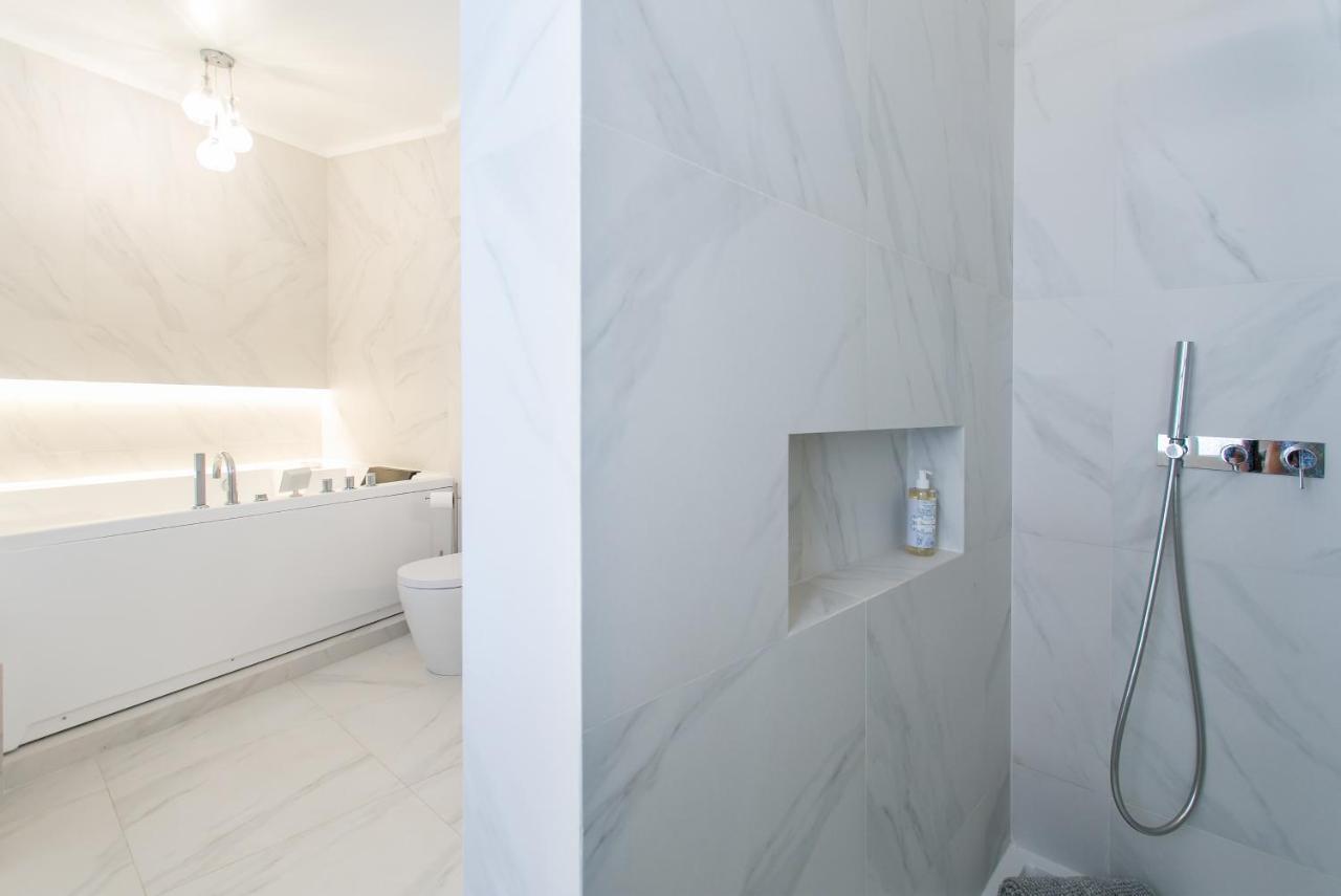 Chiado Deluxe Gem 4bdr Amazing Apartment Lisbon