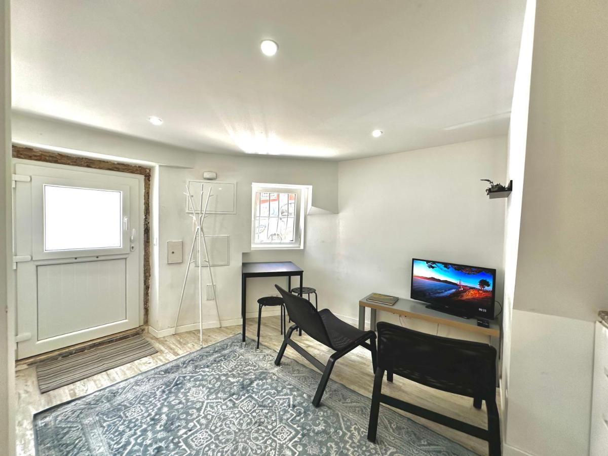 Cozy Tiny House Lissabon