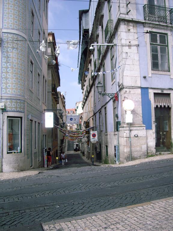 Alojamento de Acomodação e Pequeno-almoço Residencial Camoes Lisboa