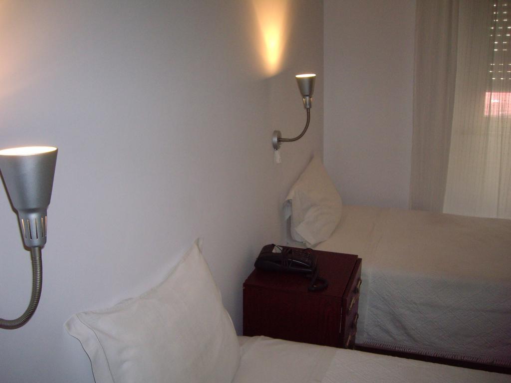 Alojamento de Acomodação e Pequeno-almoço Residencial Camoes Lisboa