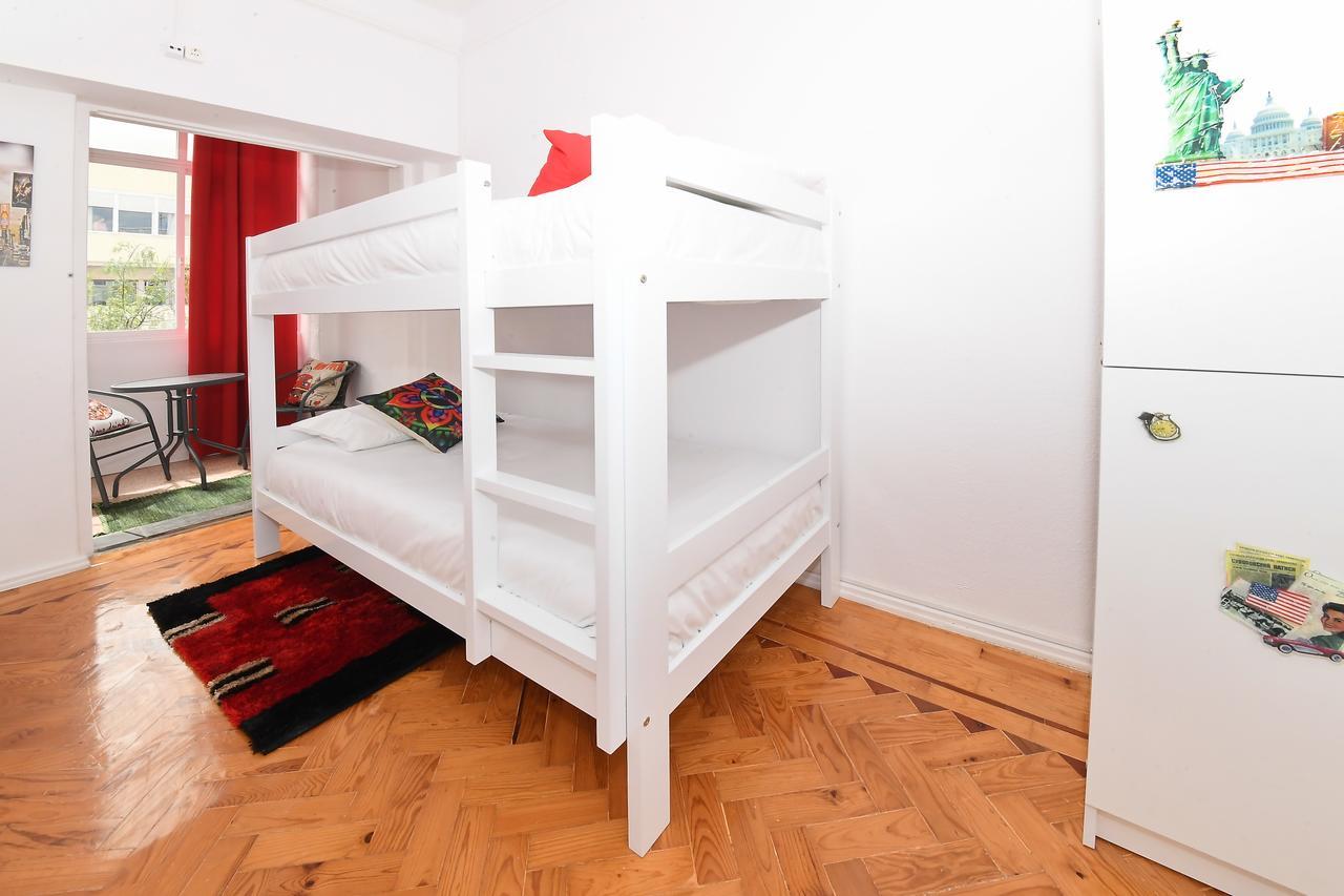 Royalty Albergue