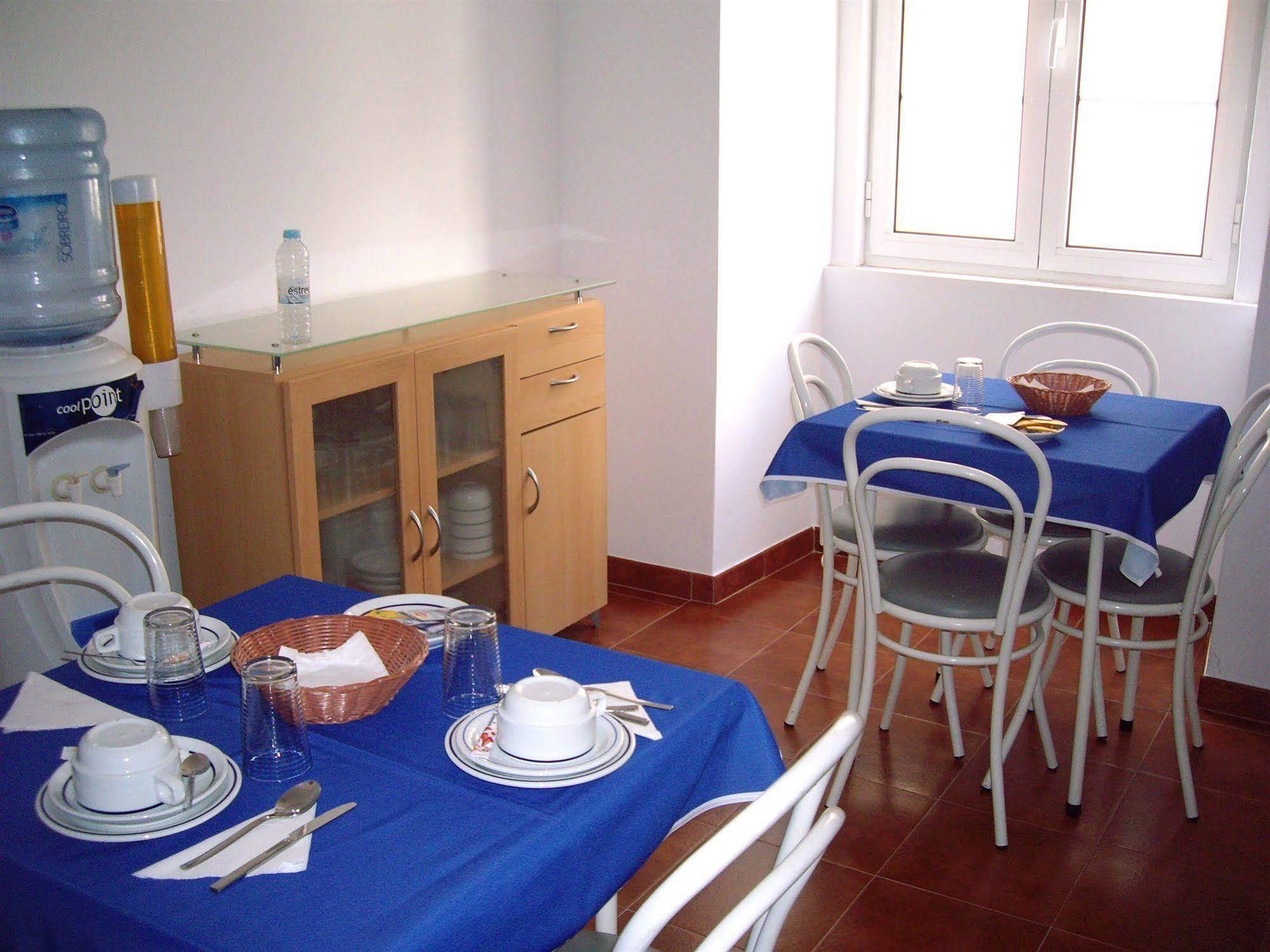 Residencial Camoes 2*