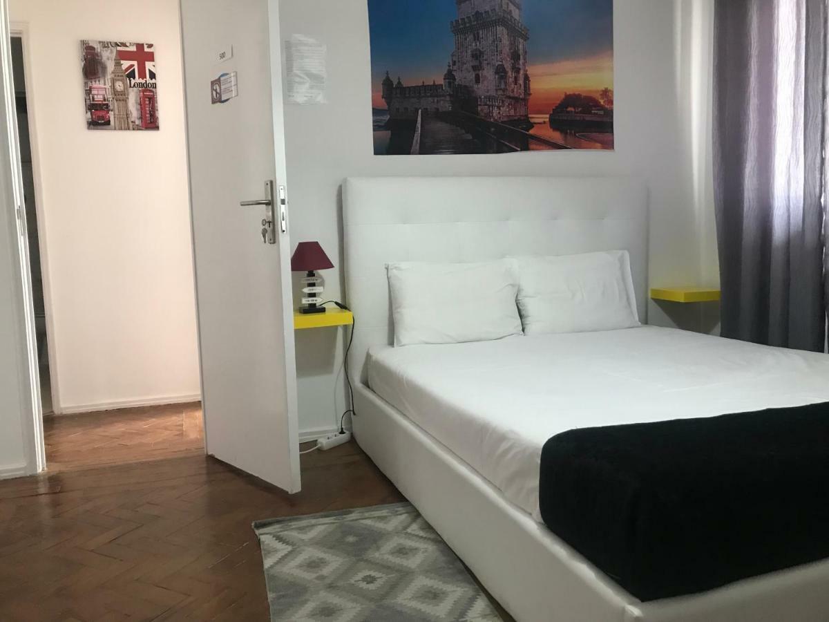 Royalty Albergue