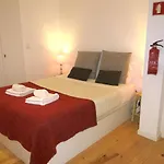 Cozy Studio In Mouraria With Ac
