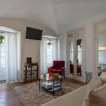Romantic Apartment + Tejo River View