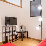 Beautiful Apartment Near The Center Of Lisbon