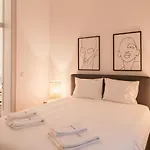 Flh Downtown Modern Art Flat