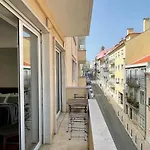 Urbanaas Lisbon Rato Apartments