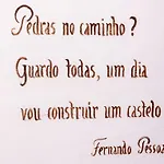 Guestready - Exquisite Bica Poetas