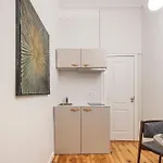 Petit Studio Rosa - Bairro Alto