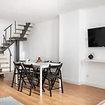 Altido Stylish 2-Level Flats Near Ajuda Palace