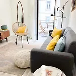 Flh Marques Pombal Flat With Balcony
