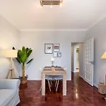 Olaias Lisbon 2Bed Near Metro