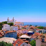 Alfama Historical Apartment 3 Bedroom Duplex