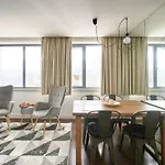 Modern Apartment Marques