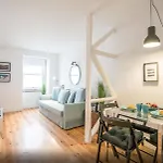 Rose Apartments