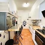 Estrela Charming Rooms By Host-Point