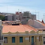Appartement avec 4 chambre(s) de 140 m² et 2 salle(s) de bains privée(s) à São João de Deus