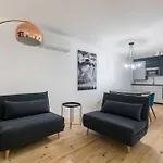 Bairro Alto Design Apartment