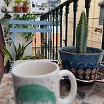 Charming Central Apartment To Rent
