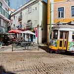 Alfama Vibes Apartments