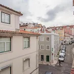 Principe Real 2 Bedrooms 2 Bathrooms, Air-Con, Wi-Fi, 1St Floor