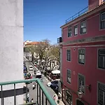 Apartment With Three Bedroom In Historic Largo Do Carmo