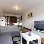Modern Graca by Homing