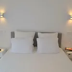 RH BOMBARDA | 5, Lisbon Deluxe Apartment