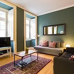 Gloria By Central Hill Apartments