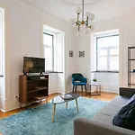 Joivy Splendid 2Br Flat In Bairro Alto, Nearby Luis De Camoes Square
