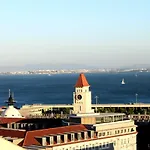 Pure Lisbon Loft里斯本特色阁楼公寓