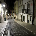 Pure Lisbon Loft里斯本特色阁楼公寓