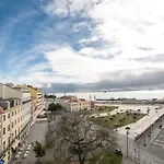 Feels Like Home Bacalhoeiros River View Flat