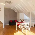 Alfama Riverview Apartments