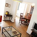 Rocha Apartment - Sunny&Cousy 2 bedrooms in Campo de Ourique