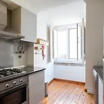 Feels Like Home Sé Apartment