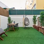 Belem Light Filled Apt With Patio, By Timecooler
