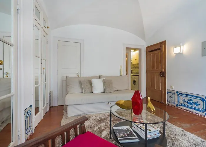 Romantic Apartment + Tejo River View