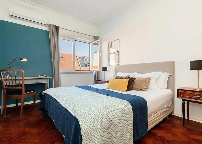 Urbanaas Lisbon Rato Apartments