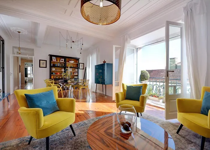 Magnificent Lisbon Apartment By Lovelystay