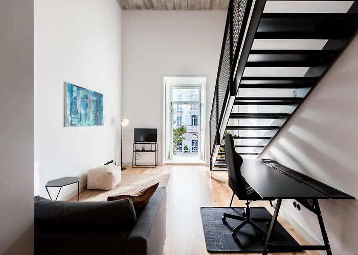 Flh Intendente Industrial Mezzanine With Balcony
