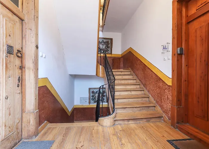Downtown Vintage Suites By Homing