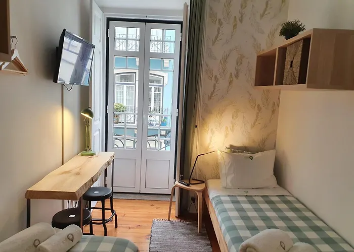 Estrela Charming Rooms 2 By Host-Point