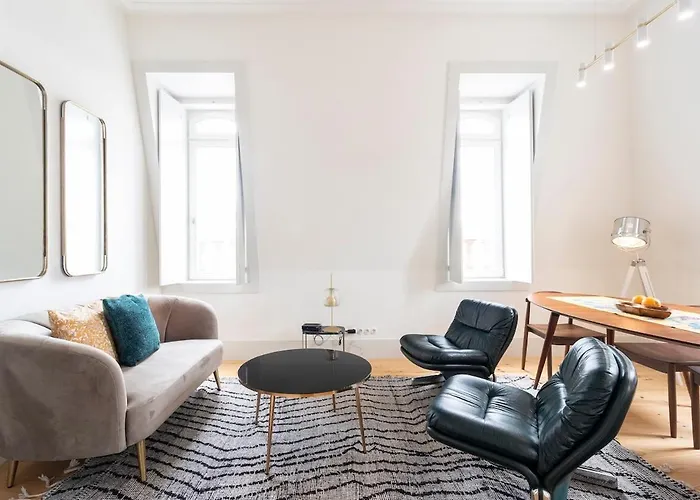 Baixa Luxury Penthouse - Stunning Downtown Views