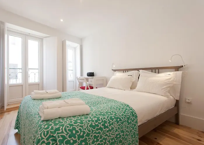 Feels Like Home Alfama Bright Apartment