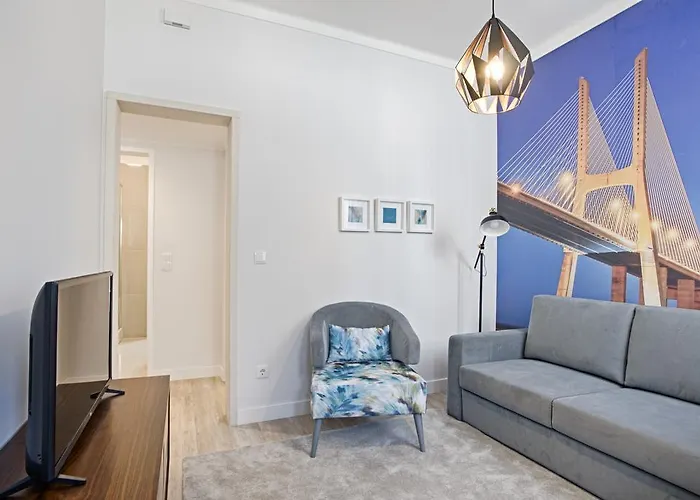 BmyGuest - Ambassador Boutique Apartment II