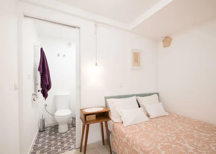 Little Studio For Two-Alfama
