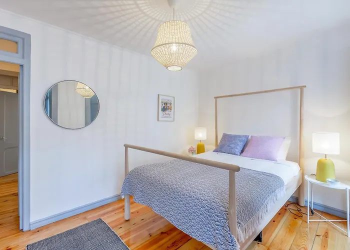Alfama, Bright And Spacious With Private Terrace, By Timecooler
