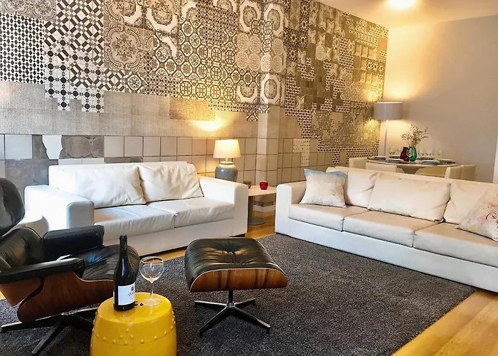 Lotusco Unique Centre Apartments